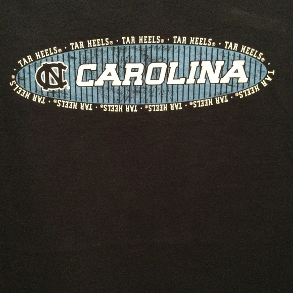 Foot Locker North Carolina Tar Heels Tee-Shirt - Picture 4 of 5